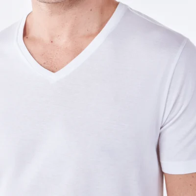 Camiseta White V